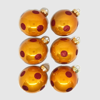 Narancssárga-piros pöttyös kézzel festett üveggömb, 8 cm, 3. kép