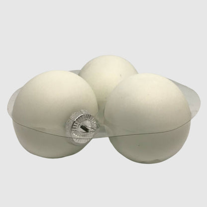 Fehér matt karácsonyi üveggömb, bársonyos felület, 6 cm, 3. kép